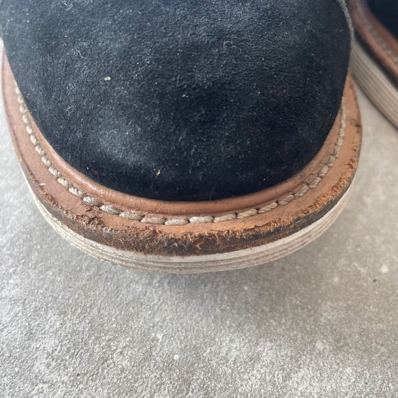 Dr Martens Lesley size 10 womens Black Suede Ankle Boots Lace Up Doc EUC Shoes - Picture 16 of 16